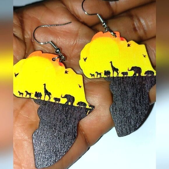 African paradise dangle earrings - Picture 2 of 4